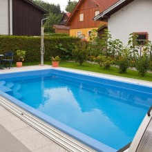 Letní koupání v čisté vodě