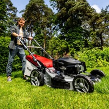 Výběr ideální sekačky pro váš zelený koberec! Výběr ideální sekačky pro váš zelený koberec!