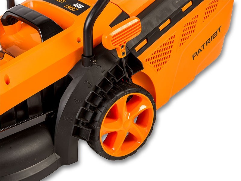 Aku rotační sekačka Patriot LM37 40V - foto 15 Aku rotační sekačka Patriot LM37 40V - foto 15