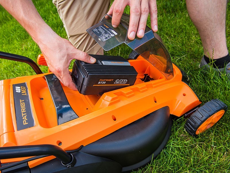 Aku rotační sekačka Patriot LM37 40V - foto 21 Aku rotační sekačka Patriot LM37 40V - foto 21