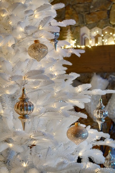 Jedľa DELUXE LED, biela, 210 cm - foto 8 Jedľa DELUXE LED, biela, 210 cm