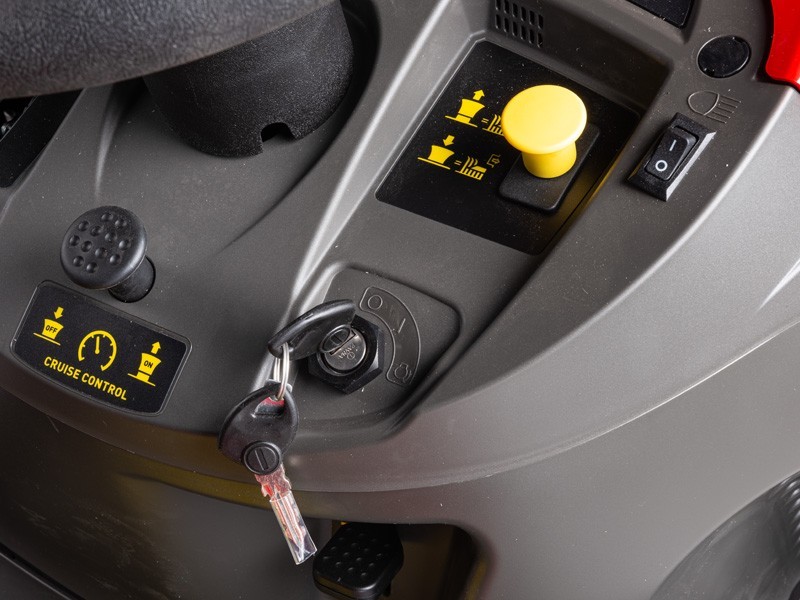 Zahradní traktor XXY 230 HD - foto 7 Zahradní traktor XXY 230 HD