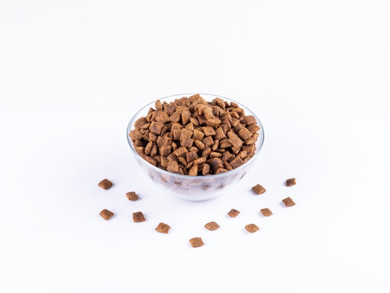 Starvita granule pre kastrované mačky kura, morka 1,5kg