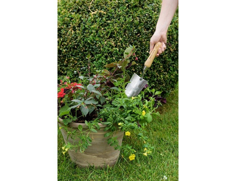 Zahradní lopatka jasanová - foto 6 Zahradní lopatka jasanová