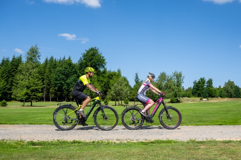 Horský elektrobicykel SUV 8.4 W (19)