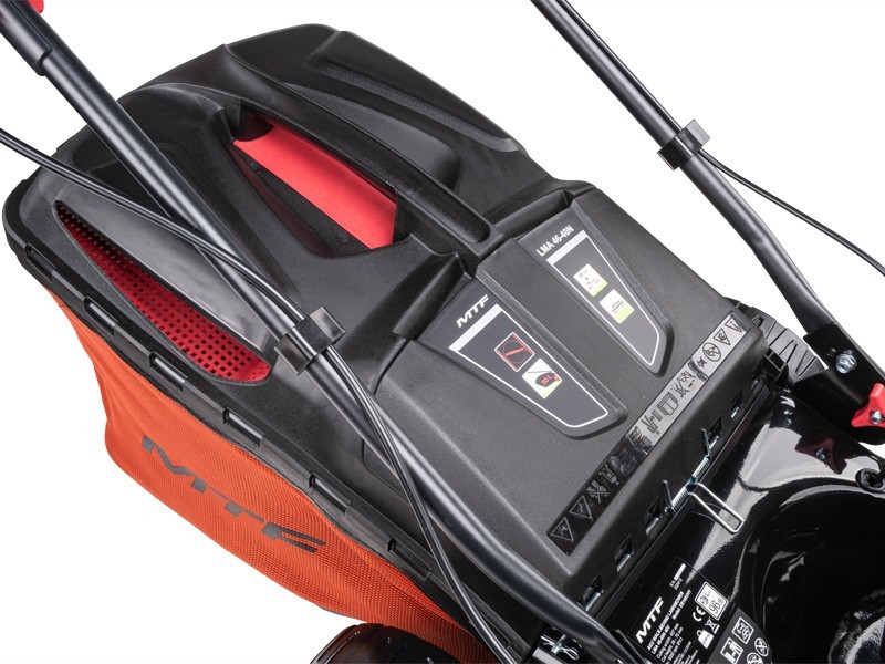 AKU sekačka s pojezdem MTF LMA 46-40N 40V