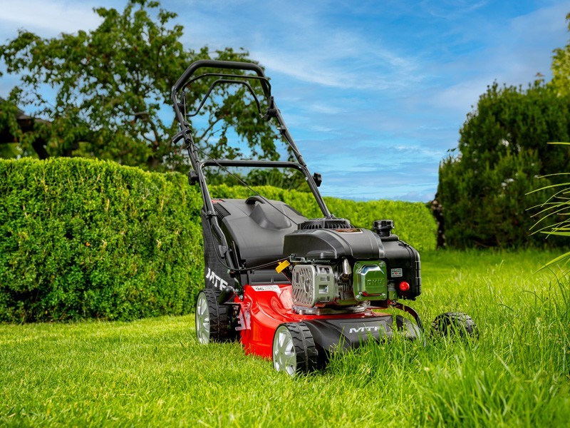 Benzínová sekačka MTF LM 41 SP