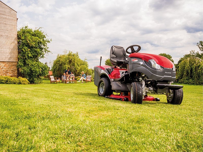 Zahradní traktor XHTY 240 4WD