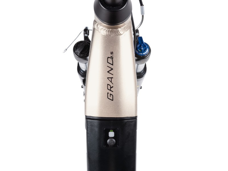 Městské elektrokolo Grand 2.5 (19)