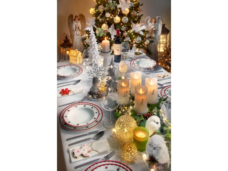 Malý umelý strom jedľa LED, 90 cm