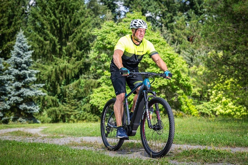 Horský elektrobicykel Mount 11.4 AUTO SHIFT (21)