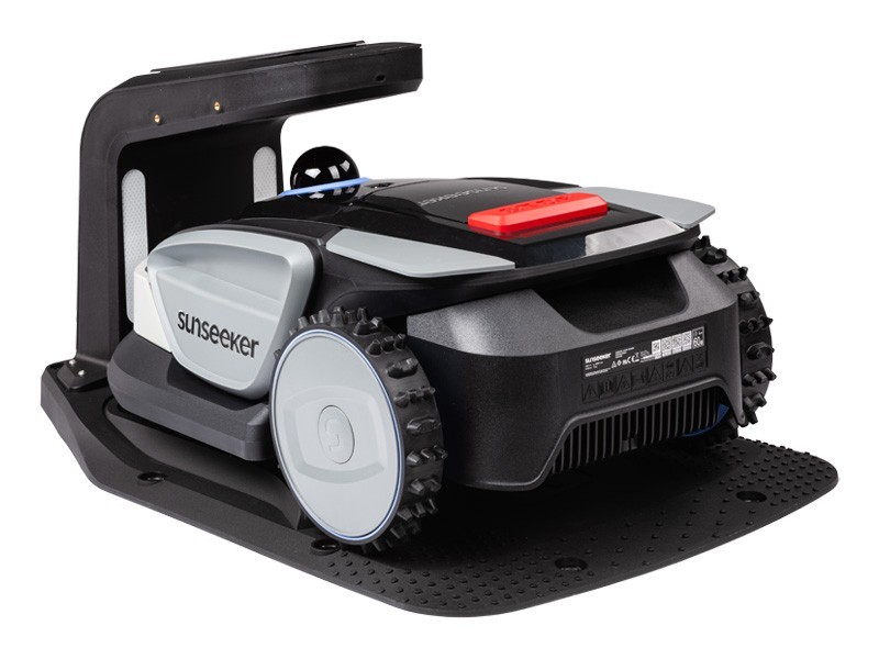 Autonomní robotická sekačka Sunseeker S4