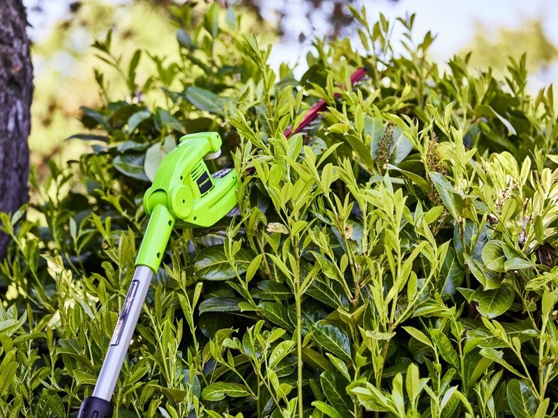 Aku plotové nožnice Greenworks G40PTF30001 40V - foto 2