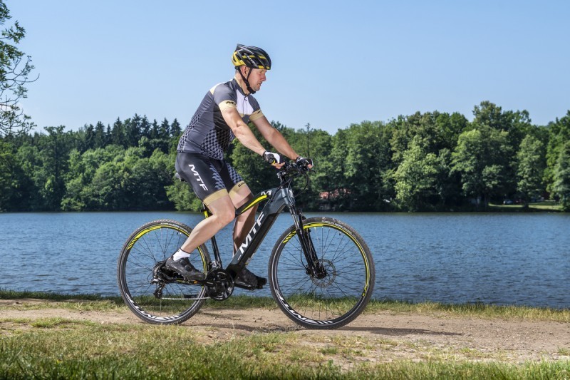 Krosový elektrobicykel Cross 4.2 (18) - foto 18