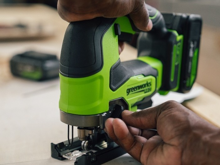 AKU priamočiara píla Greenworks PRO JS526D 24V - foto 9