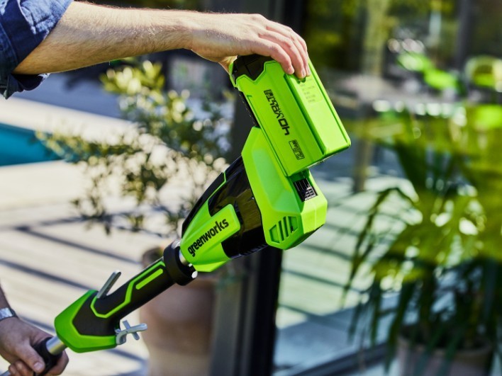 Aku plotové nůžky Greenworks G40PHA 40V - foto 16