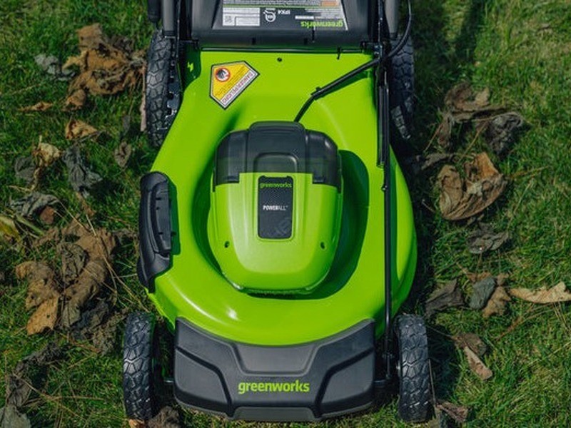 AKU rotačná kosačka Greenworks 46 cm LM4602SA1 2x24v - foto 3