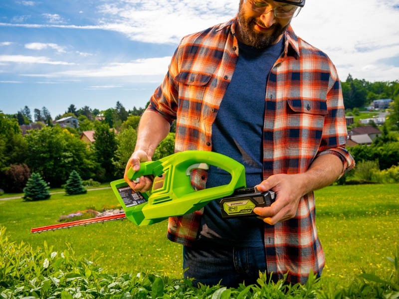 Aku plotové nůžky Greenworks G24HT 24V - foto 13