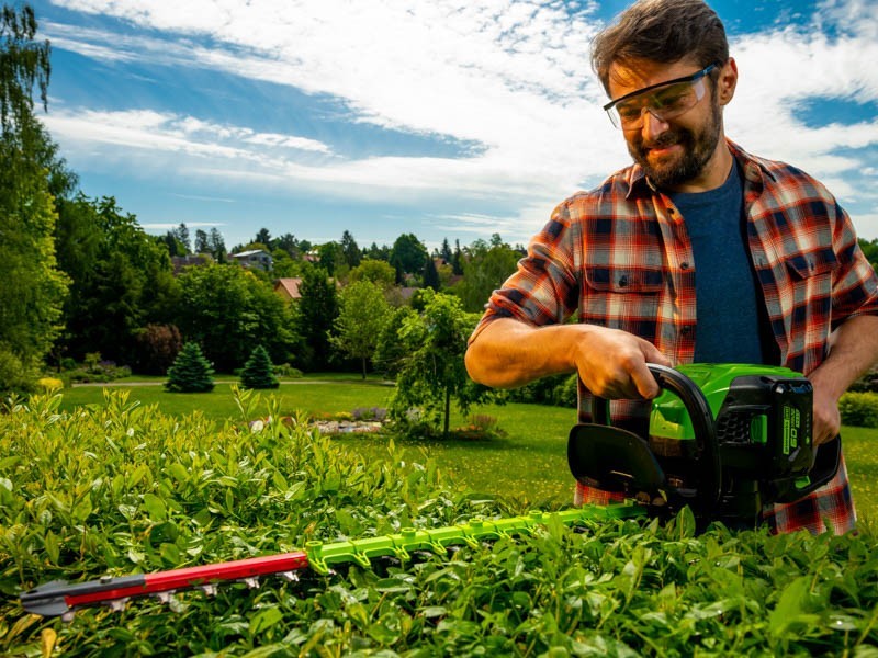 Aku plotové nůžky Greenworks GD60HT 60V - foto 16