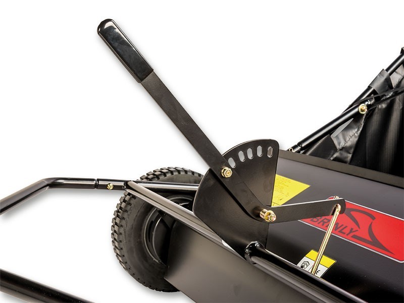 Čistič trávníku (Sweeper) - foto 3