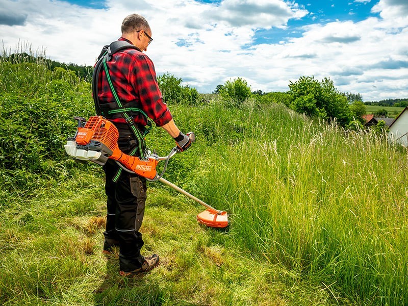 Krovinorez Oleo-Mac BC 400 T - foto 14