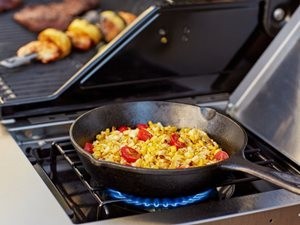 Plynový gril Char-Broil Professional Core B3 - foto 7 Plynový gril Char-Broil Professional Core B3 - foto 7