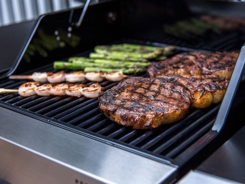 Plynový gril Char-Broil Performance 220S - foto 6