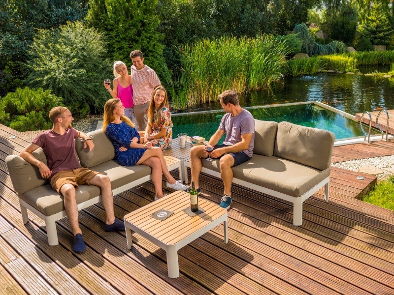 Stolek PORTALS bílý 71,6x71,6x32,5cm, hliník - foto 5