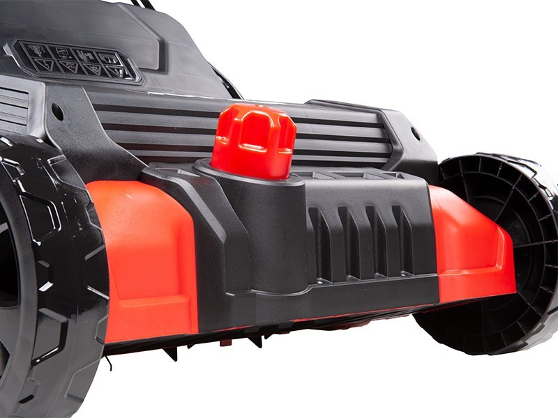 Elektrický vertikutátor MTF LSE 180 S - foto 10 Elektrický vertikutátor MTF LSE 180 S - foto 10