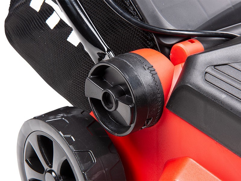 Elektrický vertikutátor MTF LSE 180 S - foto 11 Elektrický vertikutátor MTF LSE 180 S - foto 11