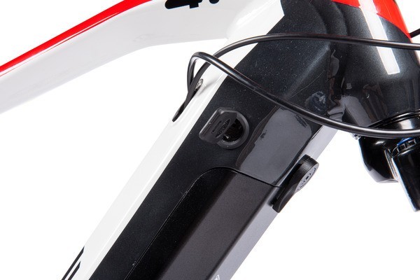 Krosový elektrobicykel Cross 4.4 (20) - foto 7 Krosový elektrobicykel Cross 4.4 (20) - foto 7