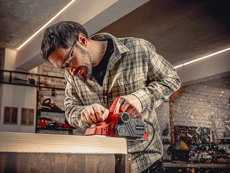 Elektrický hoblík MTF 900W - foto 18 Elektrický hoblík MTF 900W - foto 18