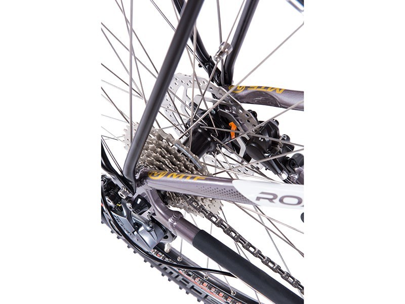 Trekové elektrokolo Road 8.1 (19) - BB - foto 4