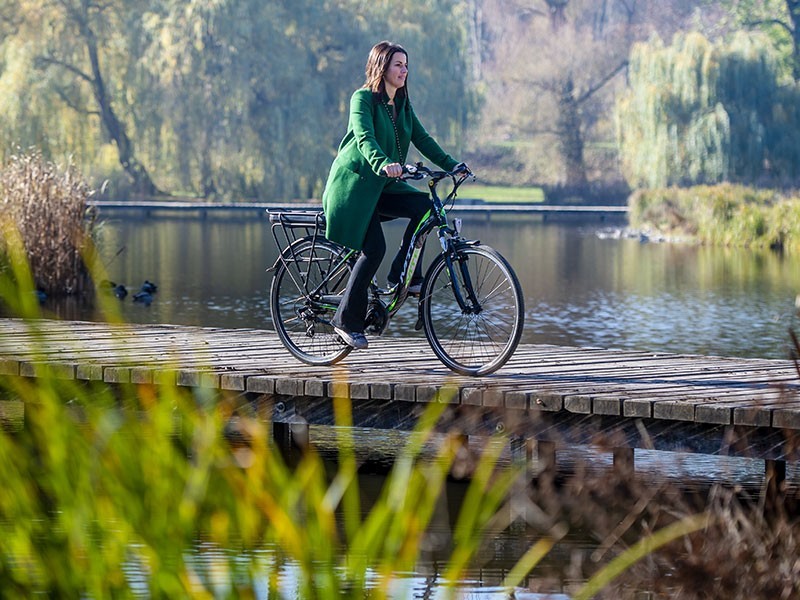 Mestský elektrobicykel Tour 1.2 (19) - foto 7