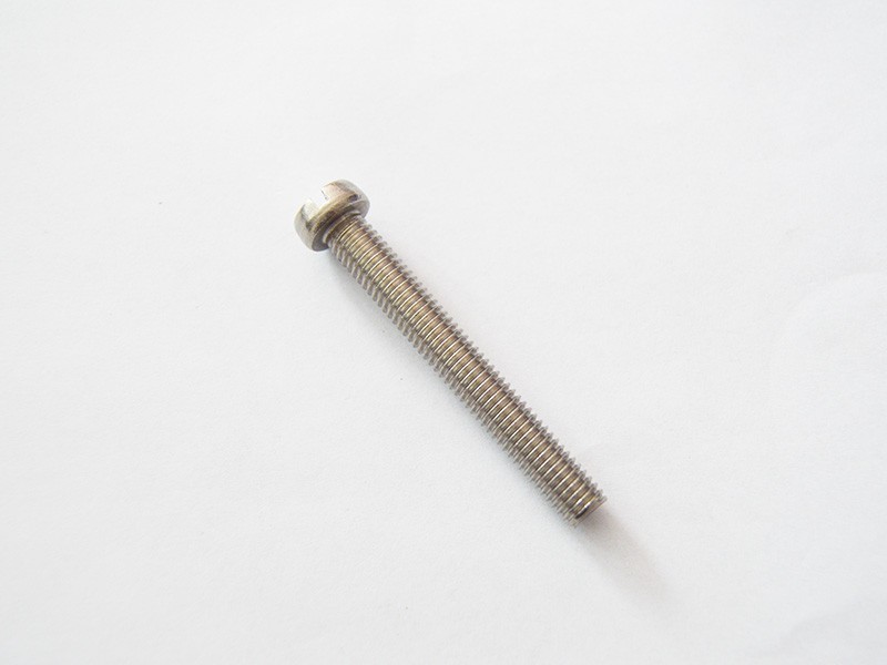 Šroub M8x60 ke sponě ventilu - foto 1 Šroub M8x60 ke sponě ventilu - foto 1