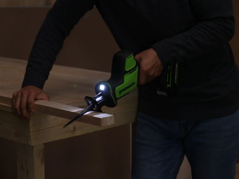 LED indikace stavu nabití baterie Greenworks G60