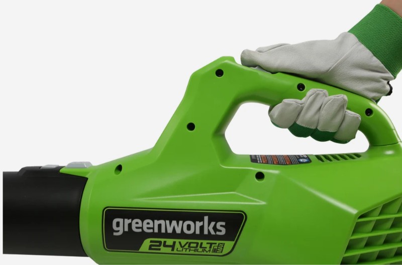 LED indikace stavu nabití baterie Greenworks G60